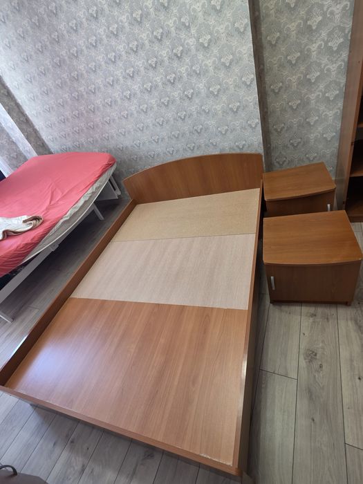 Продам спальный гарнитур есть доставка
