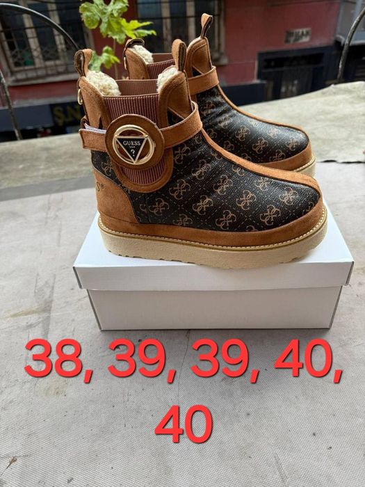 Ugg damă ultimele mărimi pe poză