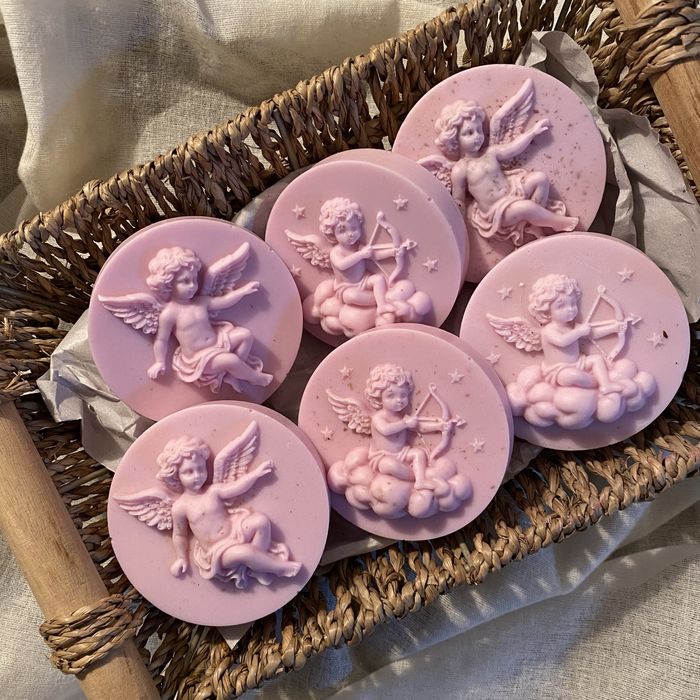 Sapun natural cu aroma de lavanda, handmade