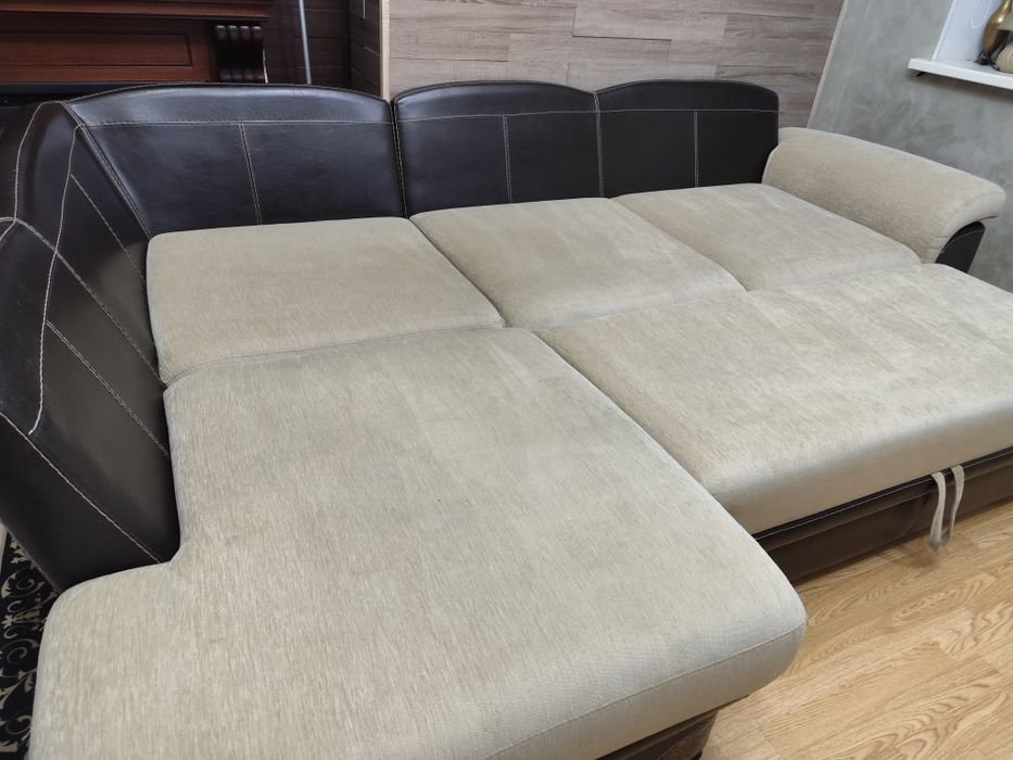 Продам диван. Качественный.