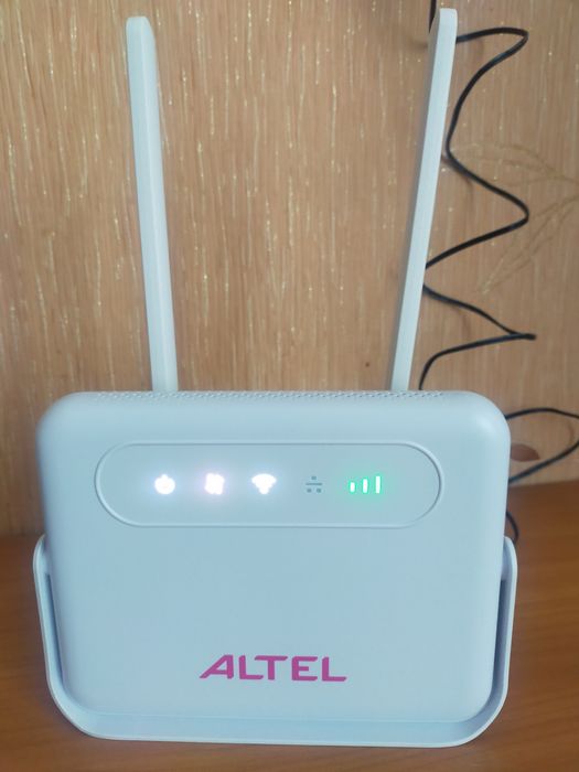 Продам роутер Altel