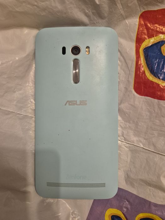 Asus telefon dualsim
