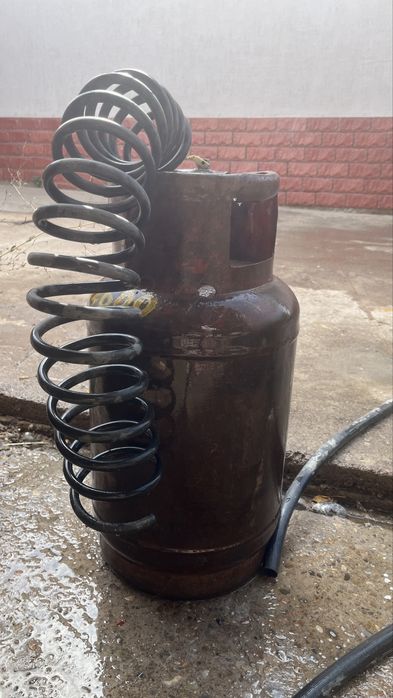 Газовый баллон с редуктором и шлангом