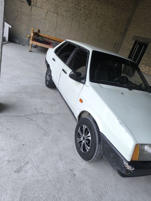 Lada Vaz 21099 yaxshi xolatda