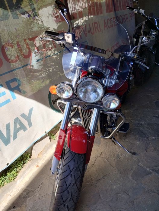 Suzuki VZ 800 Marauder 1996