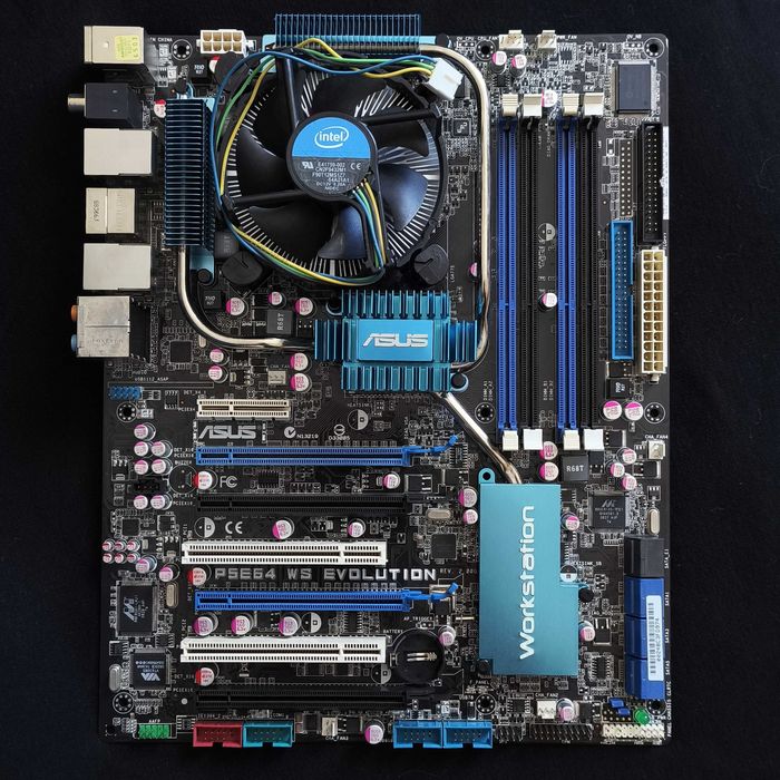 Placă de bază Asus P5E64 WS Evolution