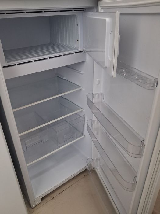 Продам холодильник б/у