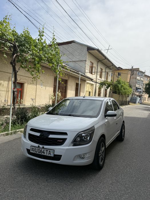 Avtomobil COBALT