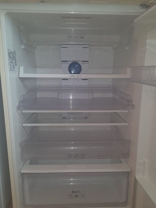 Продается  холодильник