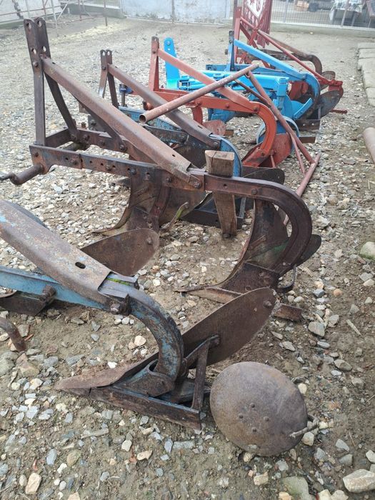 Pluguri sârbești cu 2 brazde