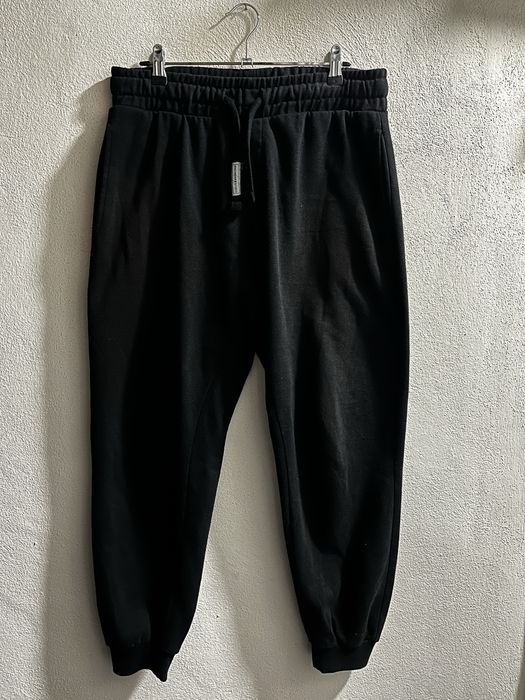 Pantaloni negri sinsay