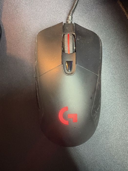 геймърска мишка Logitech G403
