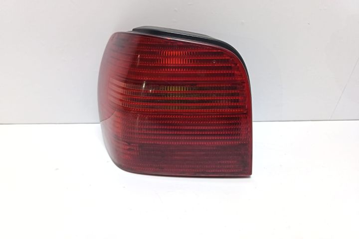 Stop stanga 6N0945095H Volkswagen VW Polo a 3-a generatie 6N
