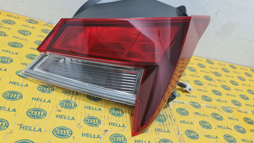 Lampa tripla stop dreapta Hyundai Elantra 7 VII cn7 92402AA000