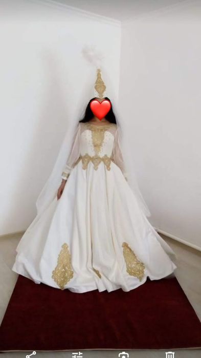 Продам новые платья за полцены