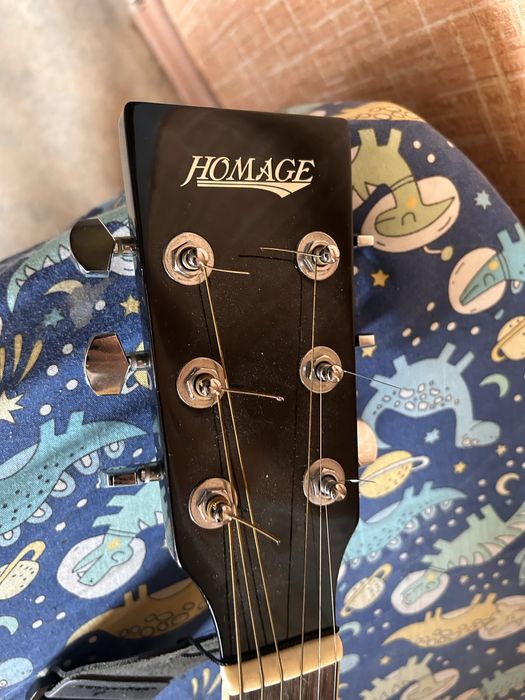 Аккустическа гитара