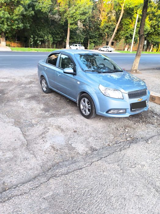 Nexiya 3 в хорошем состоянии