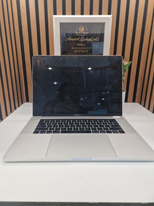 Macbook Pro 2018 i9 2.9GHz 512SSD 32GB RAM Intel UHD Graphics Garantie! #53228
