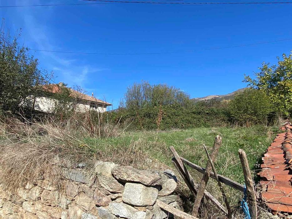 ПАРЦЕЛ 830 кв.м., град Карлово, Сушица