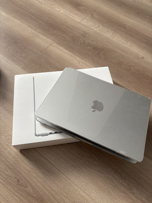 Macbook air m2 в отличном состояние