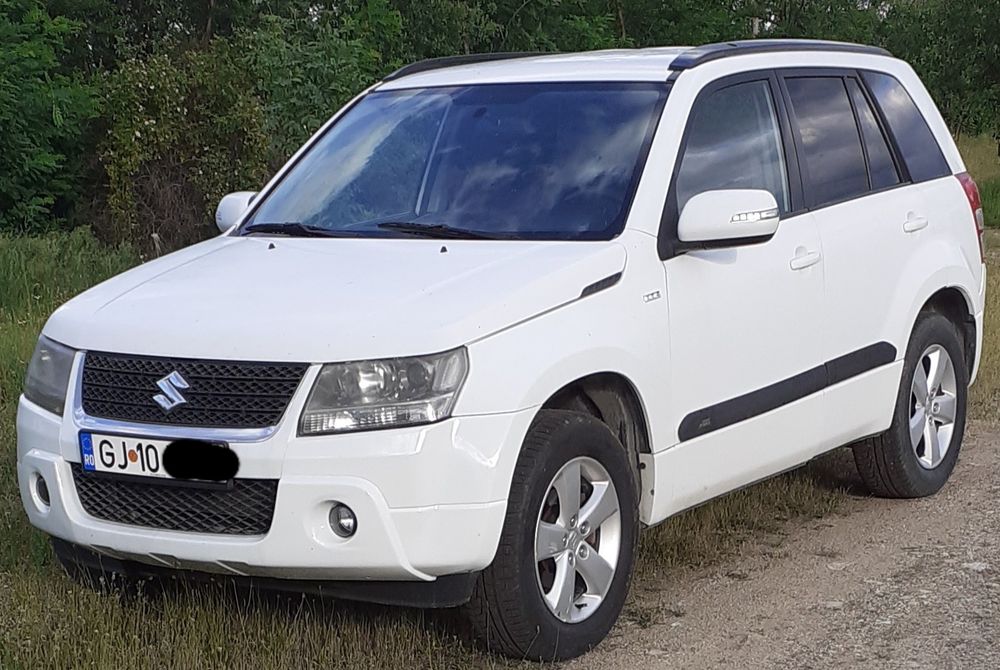 SUZUKI Grand Vitara