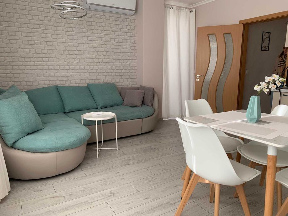 Дава се под наем Двустаен апартамент в Бургас, Сарафово - 70 кв.м за 450 € - Снимка #1