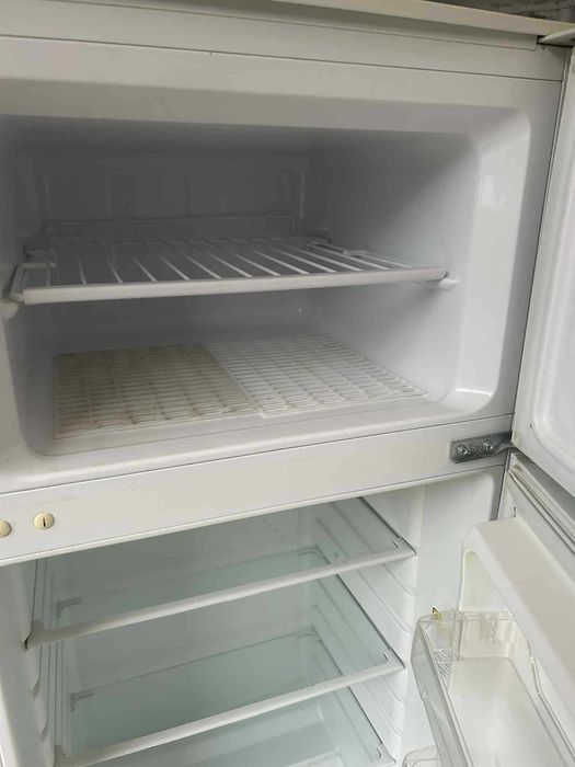 Хладилник с фризер  Candy