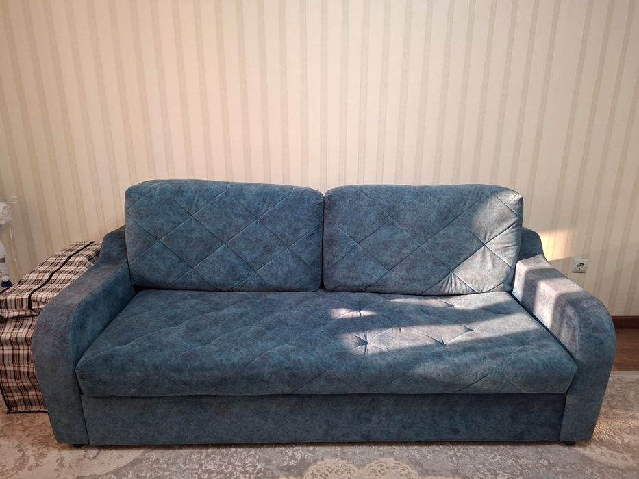 Диван раскладной б/у