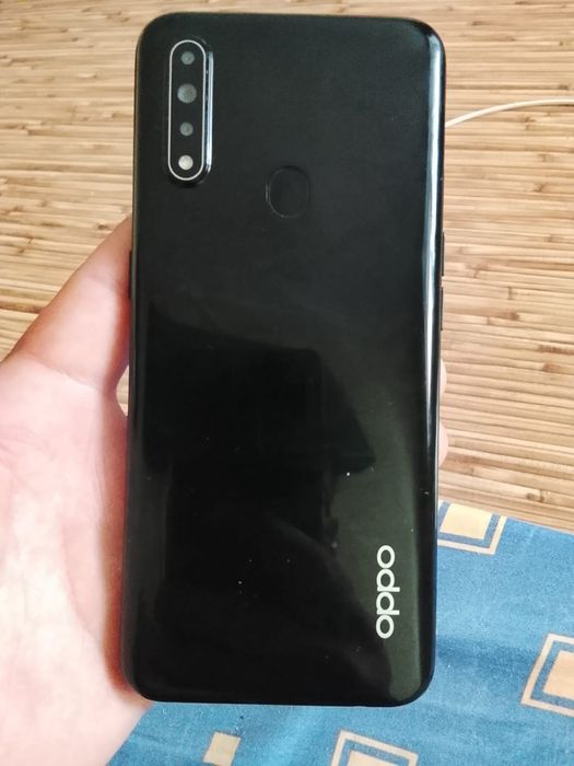 Смартфон OPPO A31