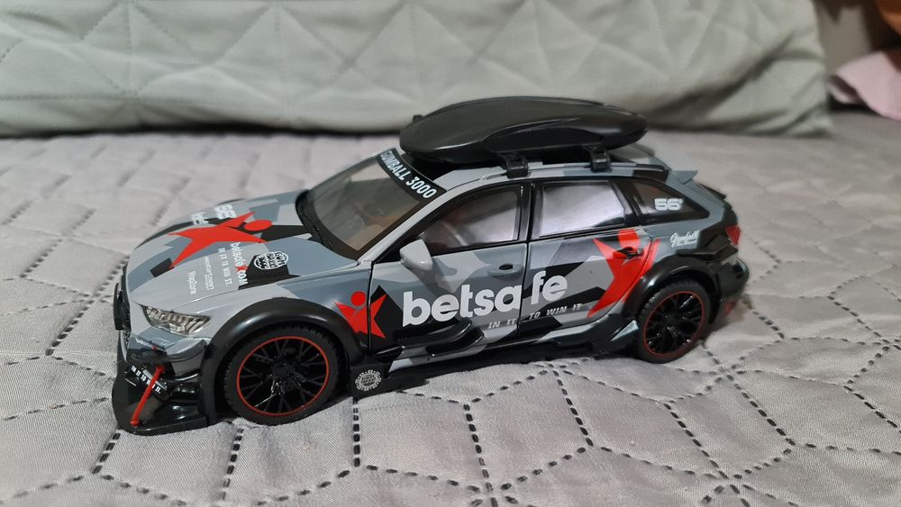 Умален колекционерски модел на Audi RS6 GUMBALL 3000 метален