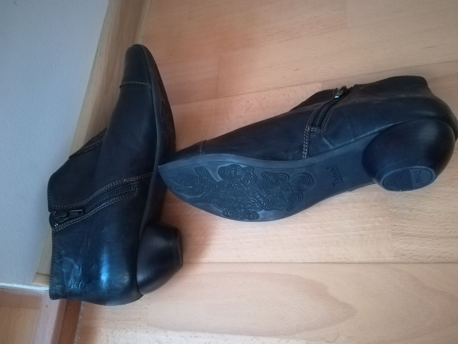 Ниски боти от естествена кожа номер 39-40