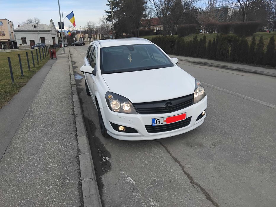 Opel ASTRA H 1.7 CDTI an 2010