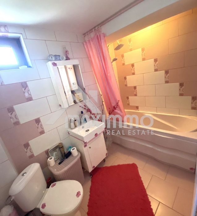 Продава се Къща в Варна, м-т Боровец - север - 288 кв.м за 461 €/кв.м - Снимка #11