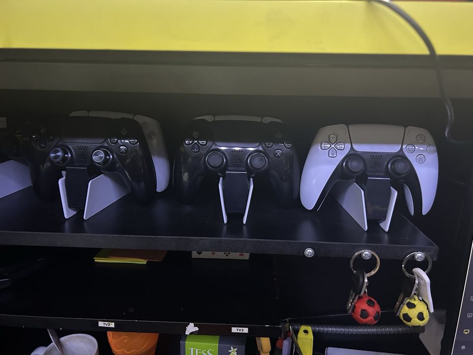 Продам Джойстики PS5