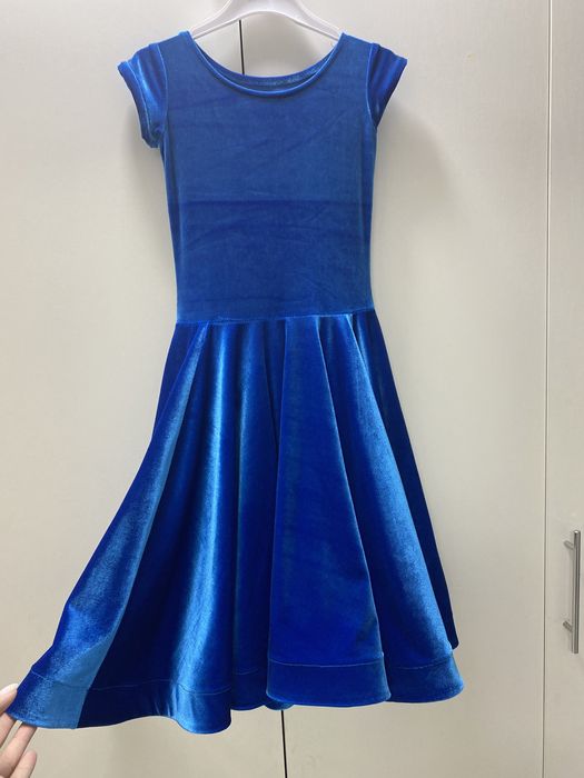 Платье для бальных танцев