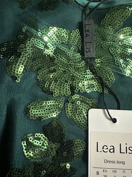 Срочно!!!Продаю шикарное вечернее платье Lea Lis