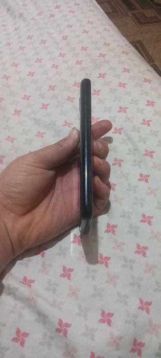 Vând telefon Ihunt like10 impecabil , ( detalii in descriere ) .