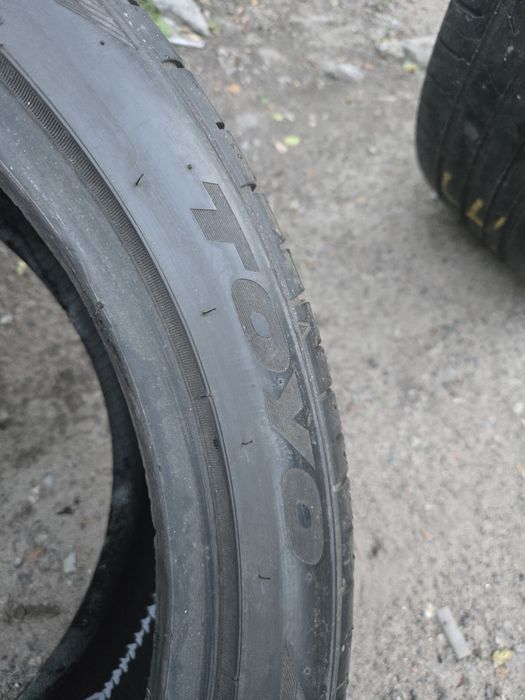 Продам пару 295/35/20