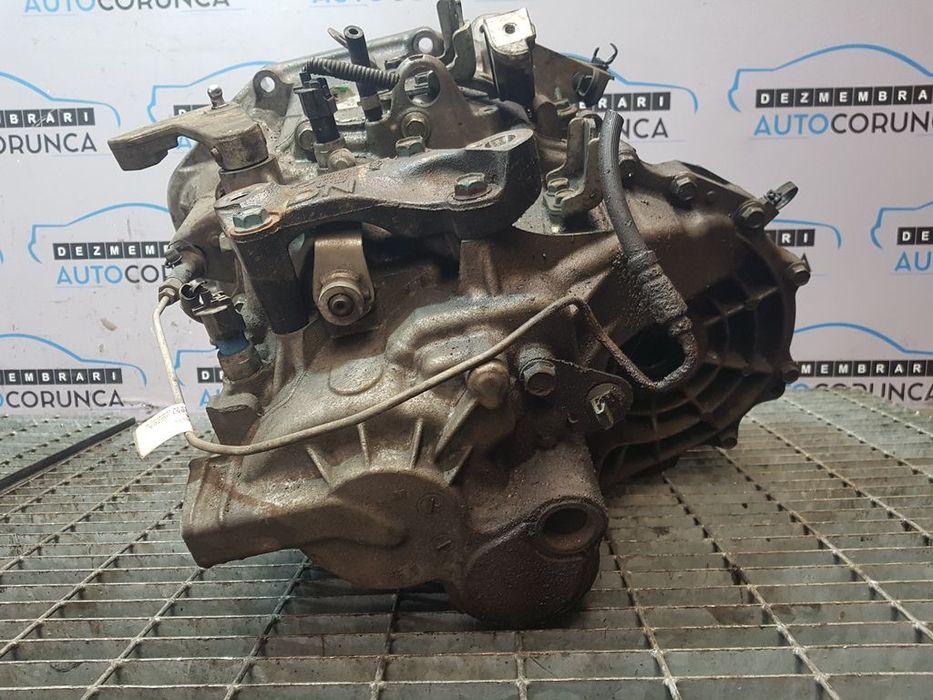 Cutie de viteze Nissan Qashqai Facelift 2.0 Dci 2010 - 2013 150CP Manuala 6 Trepte M9R ...