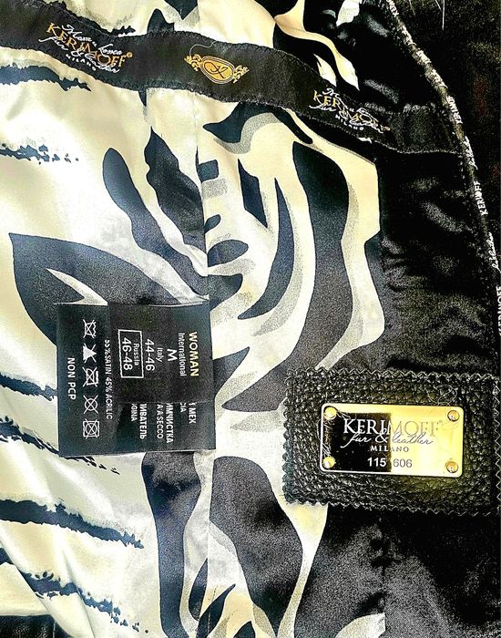 Продаётся Меховая кожаная жилетка.KERIMOFF.Натуральный мех Чернобурки.