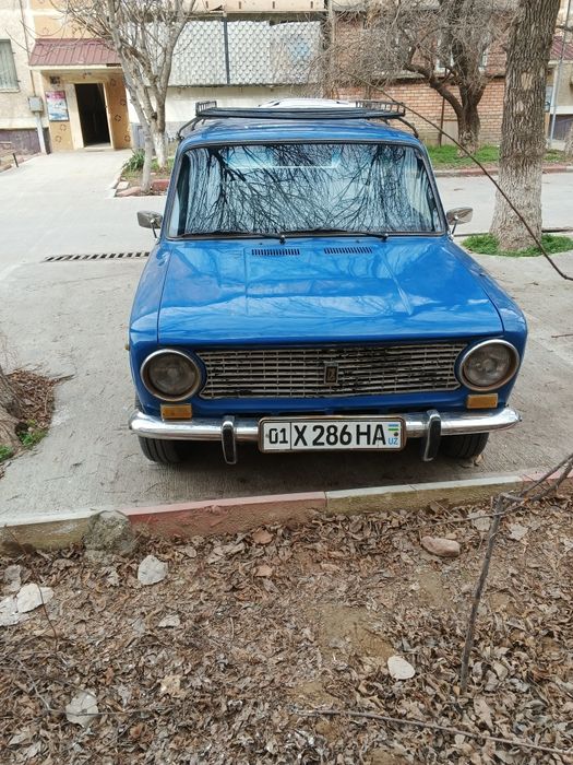 Продам машину VAZ 2102