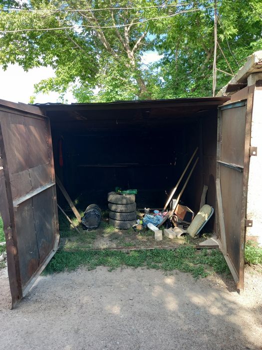 Продам металлический гараж