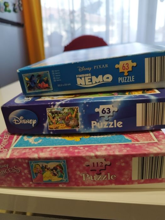 4 броя пъзели на Дисни Disney и един от 500