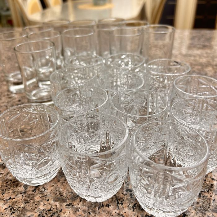 Продам хрусталь,салатницы,рюмки