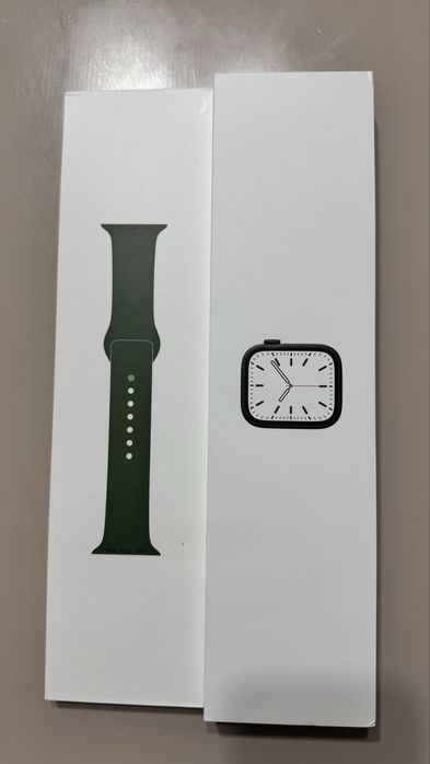 Продам apple watch 7 45мм