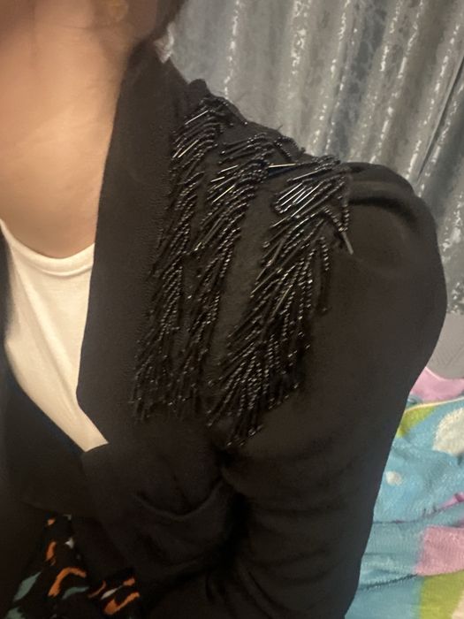 Продам                         Һ костюм