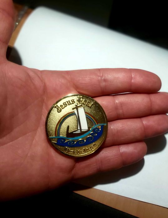 Moneda comemorativa ”Jesus Boat” placata cu aur