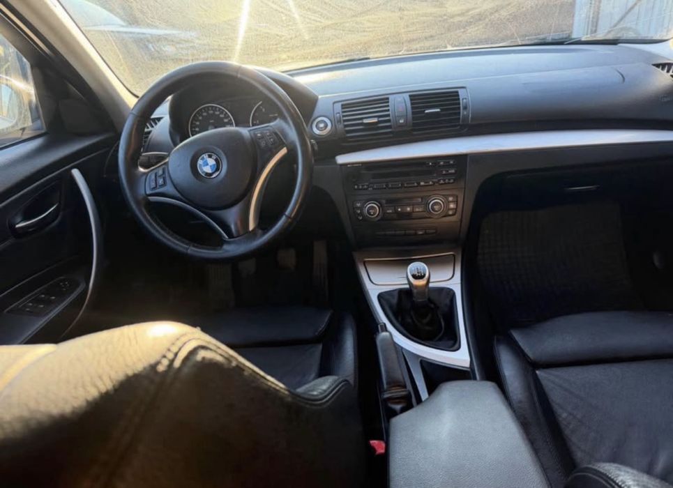 Vând BMW seria 1,