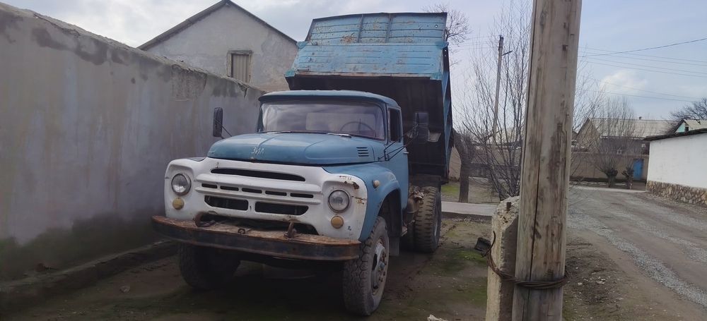 Зил 1988 йил   сотилади