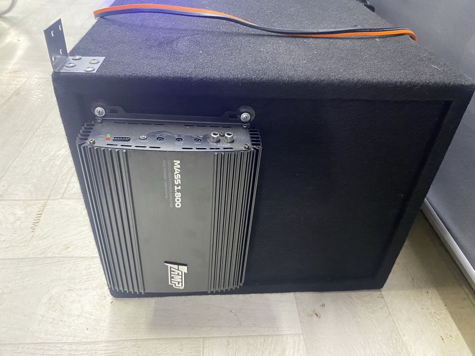 Сабвуфер AMP с усилителем на 1.800